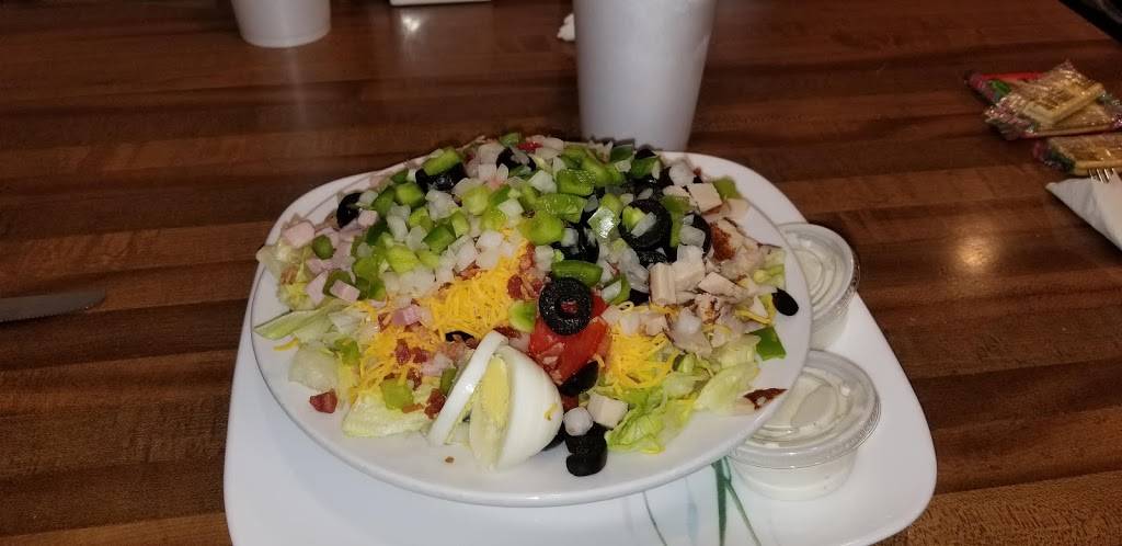 Janets Diner | restaurant | 12805 North St, Dillsboro, IN 47018, USA | 8124325410 OR +1 812-432-5410