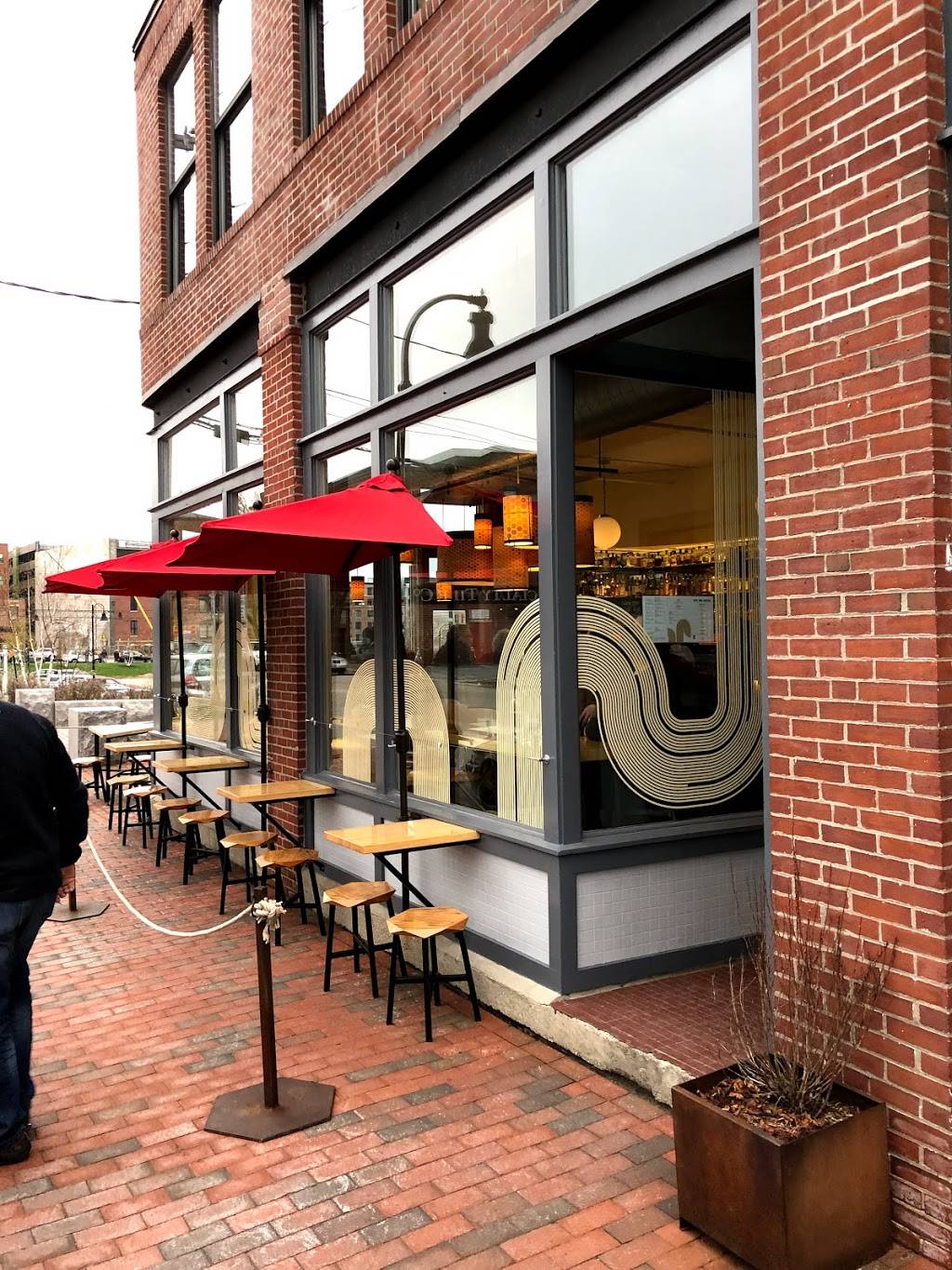 The Honey Paw | restaurant | 78 Middle St, Portland, ME 04101, USA | 2077748538 OR +1 207-774-8538