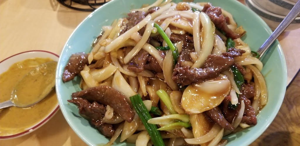 663 Bistro | restaurant | 663 S Weller St, Seattle, WA 98104, USA | 2066678760 OR +1 206-667-8760