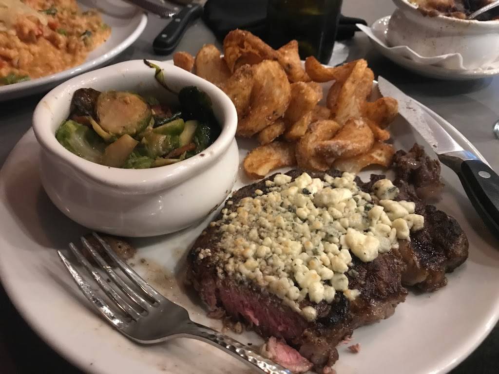 815 Chop House | restaurant | 394 W Virginia St, Crystal Lake, IL 60014, USA | 8155263777 OR +1 815-526-3777