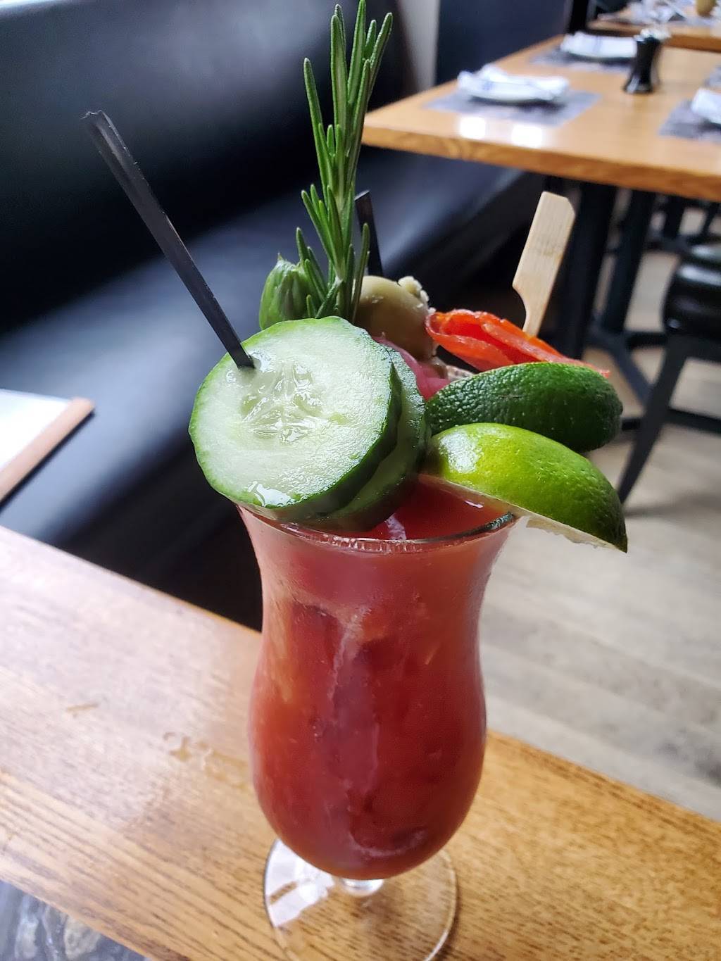 Legal Oysteria | restaurant | 10 City Square, Charlestown, MA 02129, USA | 6177121988 OR +1 617-712-1988