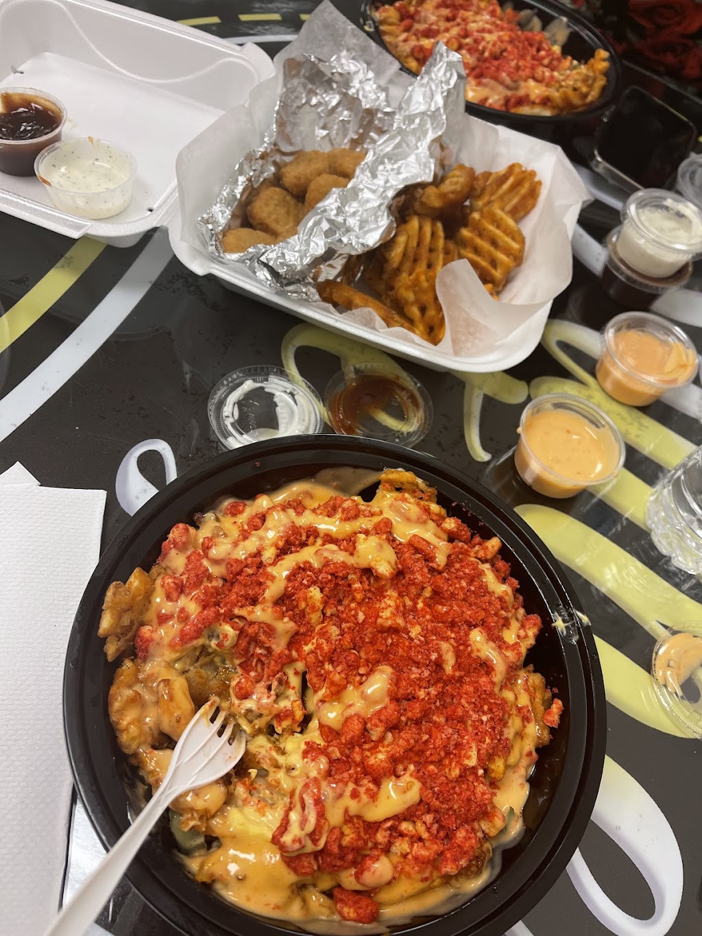 Prime Eatery | restaurant | 13530 Michigan Ave # 120, Dearborn, MI 48126, USA | 3137577200 OR +1 313-757-7200