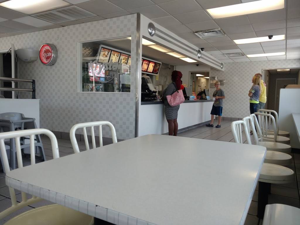 Krystal | meal takeaway | 14020 Abercorn St, Savannah, GA 31419, USA | 9129278890 OR +1 912-927-8890