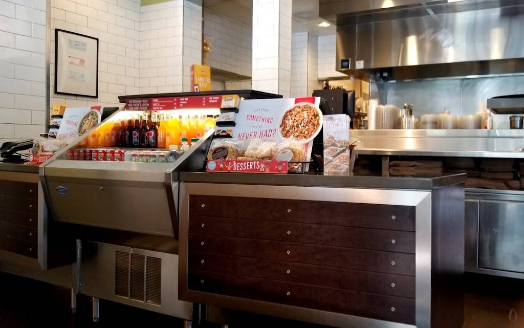 Noodles and Company | restaurant | 375 Union Blvd, Lakewood, CO 80228, USA | 3039857000 OR +1 303-985-7000