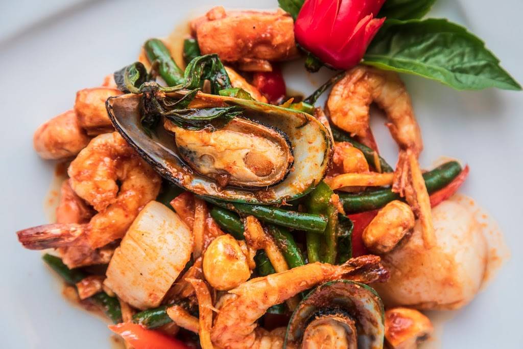 Pinto Bistro Thai & Sushi Bar | restaurant | 408 Broadway E, Seattle, WA 98102, USA | 2067240559 OR +1 206-724-0559