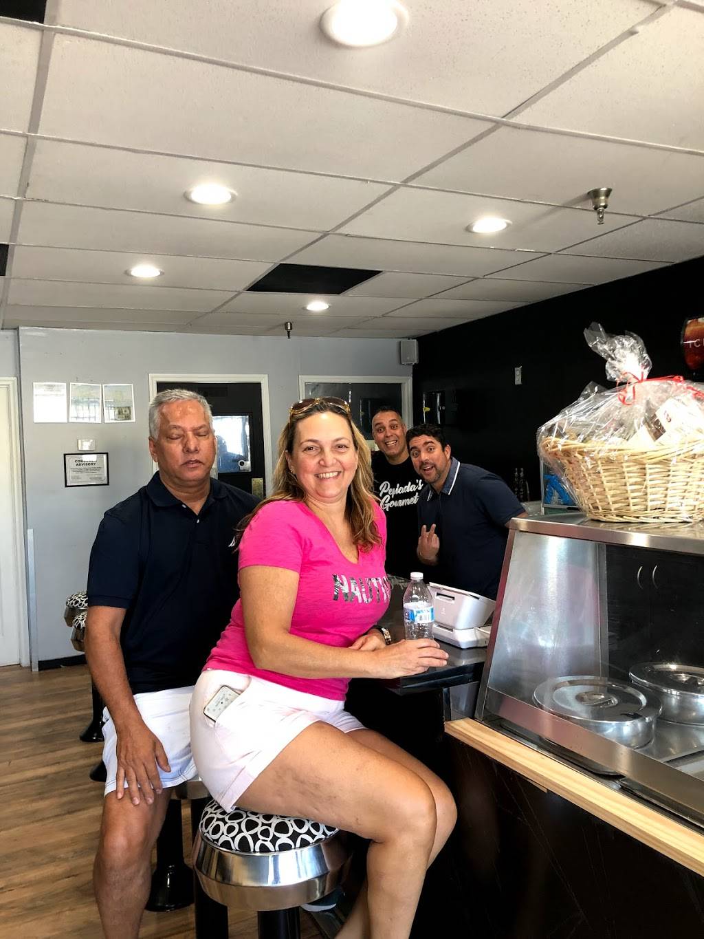 Pepiadas Gourmet | restaurant | 3196 NW 72nd Ave, Miami, FL 33122, USA | 3213102573 OR +1 321-310-2573