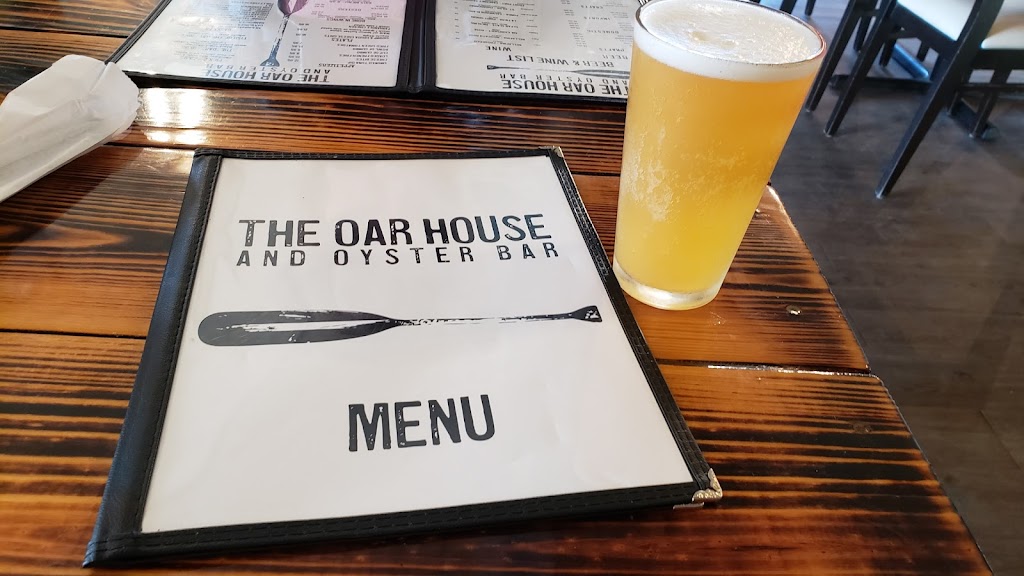 The Oar House and Oyster Bar | restaurant | 621 Marina Village Blvd, Freeport, FL 32439, USA | 8508802106 OR +1 850-880-2106