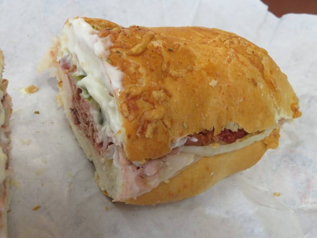 Jersey Mikes Subs | meal takeaway | 2318 W Wabash Ave, Springfield, IL 62704, USA | 2177876453 OR +1 217-787-6453