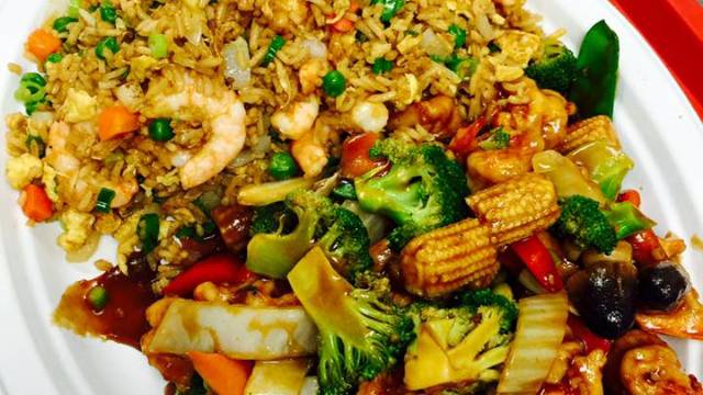 Taste Of China Xpress | restaurant | 2949 College St #255, Beaumont, TX 77701, USA | 4098381688 OR +1 409-838-1688