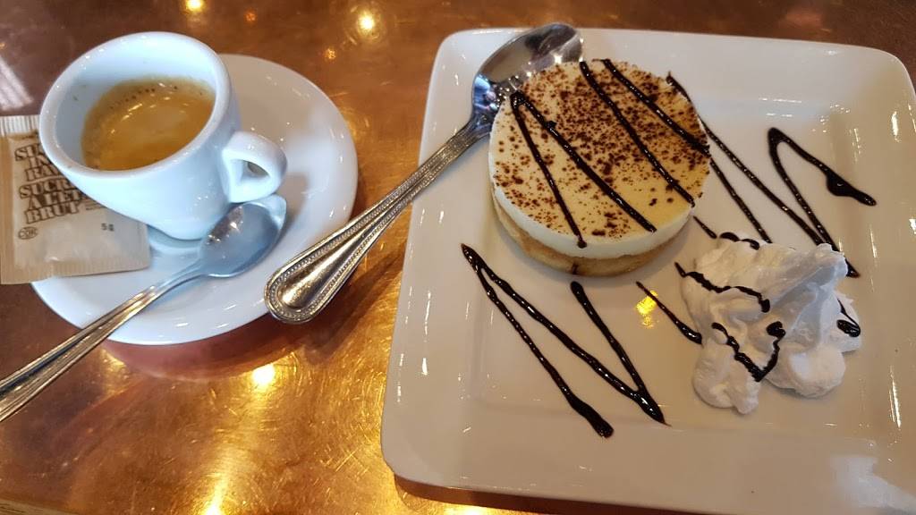 3 Brasseurs Anjou | restaurant | 7225 Boulevard des Galeries dAnjou, Anjou, QC H1M 2W2, Canada | 5143515591 OR +1 514-351-5591