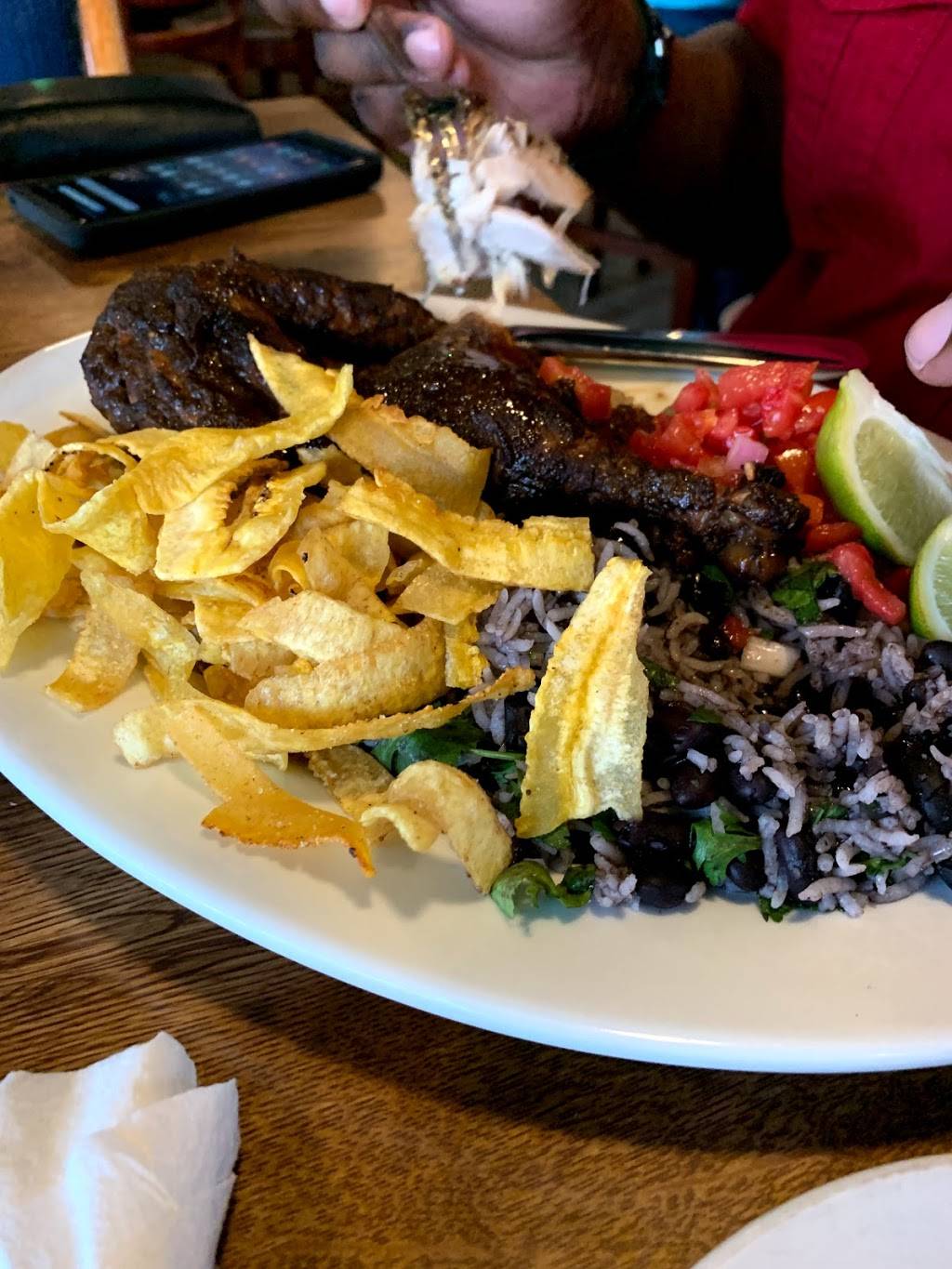 E.R. Bradleys | restaurant | 104 S Clematis St, West Palm Beach, FL 33401, USA | 5618333520 OR +1 561-833-3520