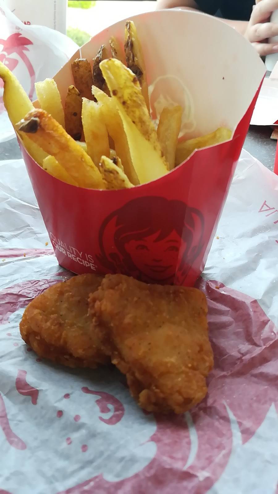 Wendys | restaurant | 527 N Main St, Franklin, KY 42134, USA | 2705869358 OR +1 270-586-9358