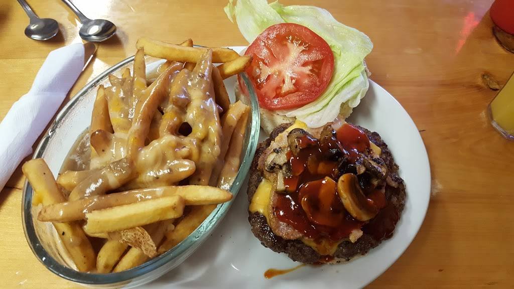 Shady Pine Family Restaurant | restaurant | 9464 Longwood Rd Hwy 2, Chatham Township, ON N0P 1Y0, Canada | 5193547077 OR +1 519-354-7077