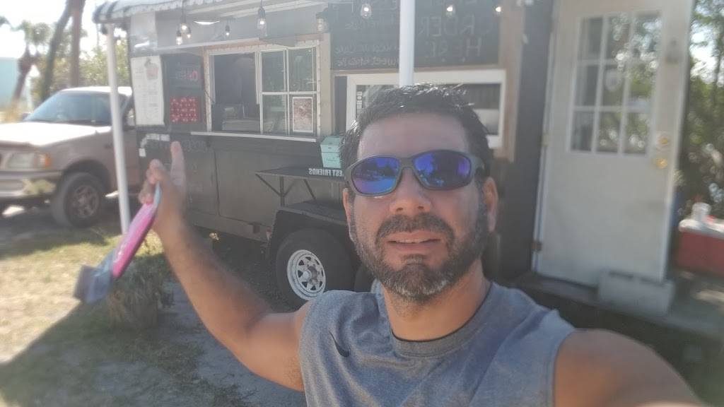 Best Friends BBQ | restaurant | Indian River Drive (just North of Jensen Causeway, Jensen Beach, FL 34957, USA | 7722617994 OR +1 772-261-7994