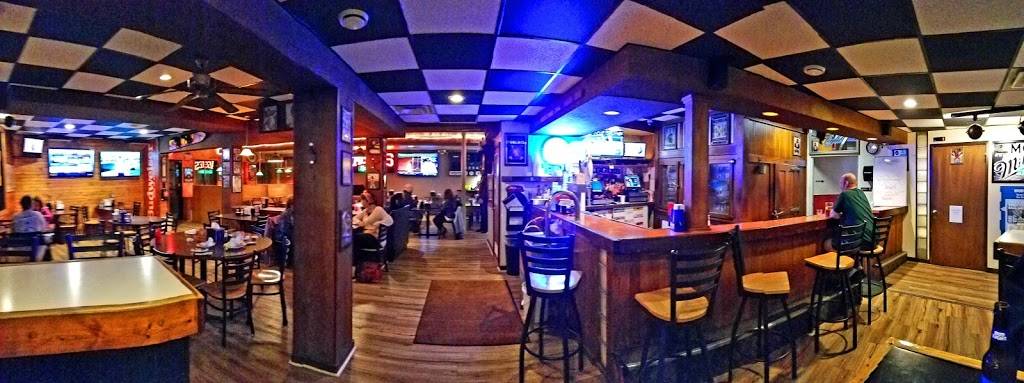 Aggies Sports Bar | restaurant | 108 S, Brooklyn Rd, Jackson, MI 49201, USA | 5175368059 OR +1 517-536-8059