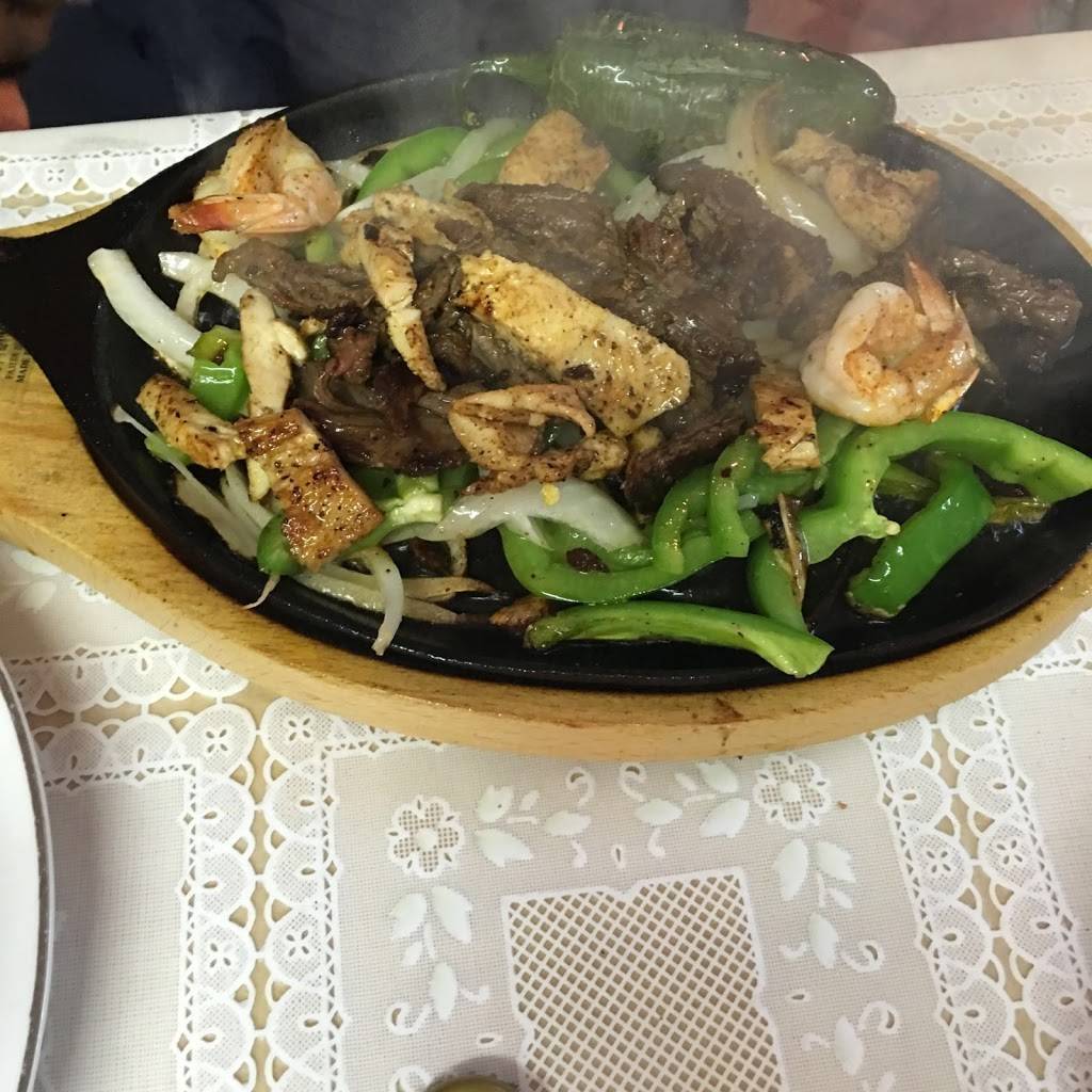 Taqueria Benitez | restaurant | 14523 Lee Rd, Houston, TX 77032, USA | 2814422205 OR +1 281-442-2205