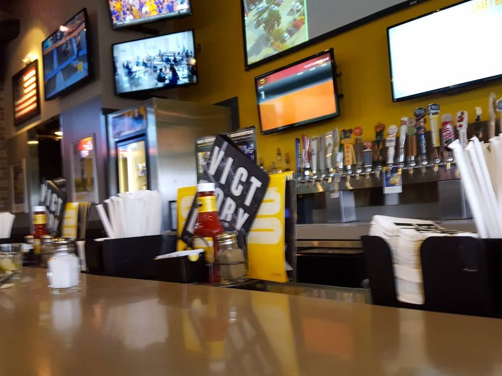 Buffalo Wild Wings | restaurant | 14215 Farm to Market 2920 Suite 104, Tomball, TX 77377, USA | 2812553000 OR +1 281-255-3000
