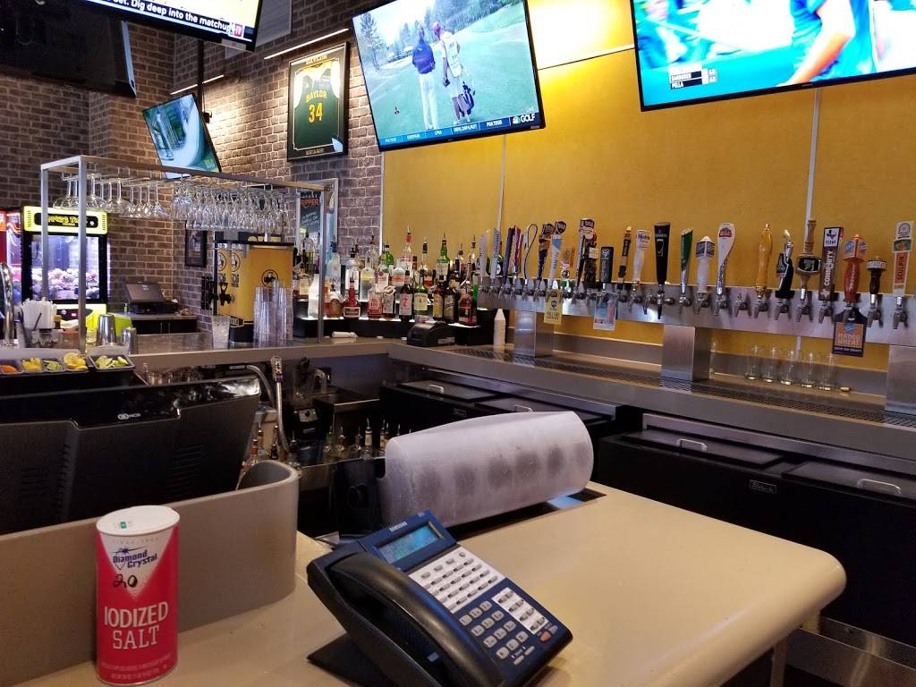 Buffalo Wild Wings | restaurant | 2312 W Loop 340, Waco, TX 76711, USA | 2546620921 OR +1 254-662-0921