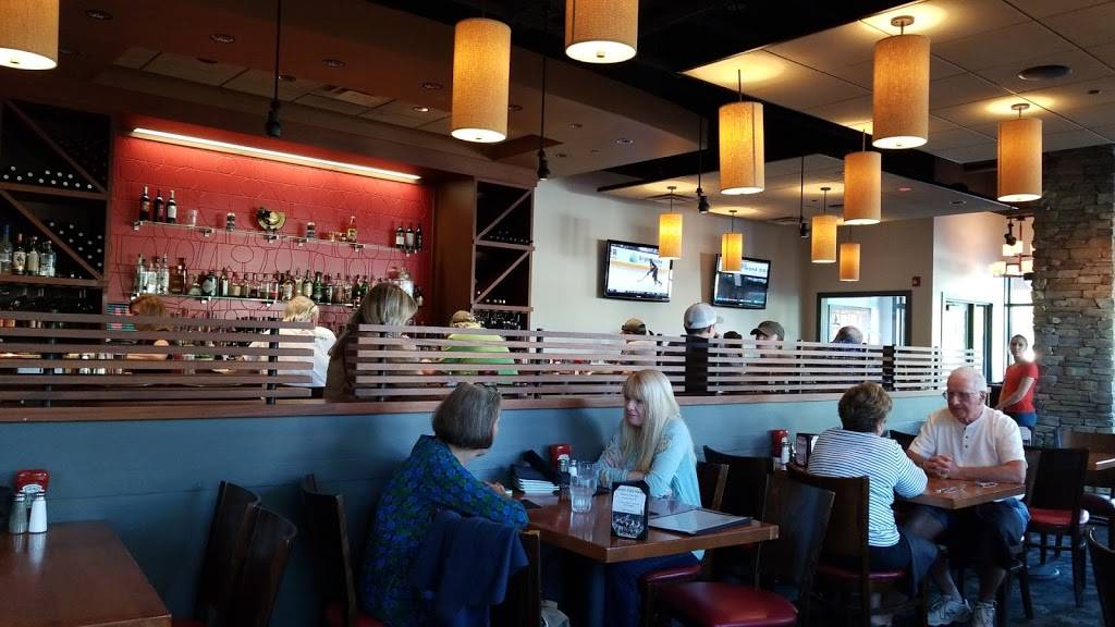 Black Cap Grille | restaurant | 1498 White Mountain Hwy, North Conway, NH 03860, USA | 6033562225 OR +1 603-356-2225