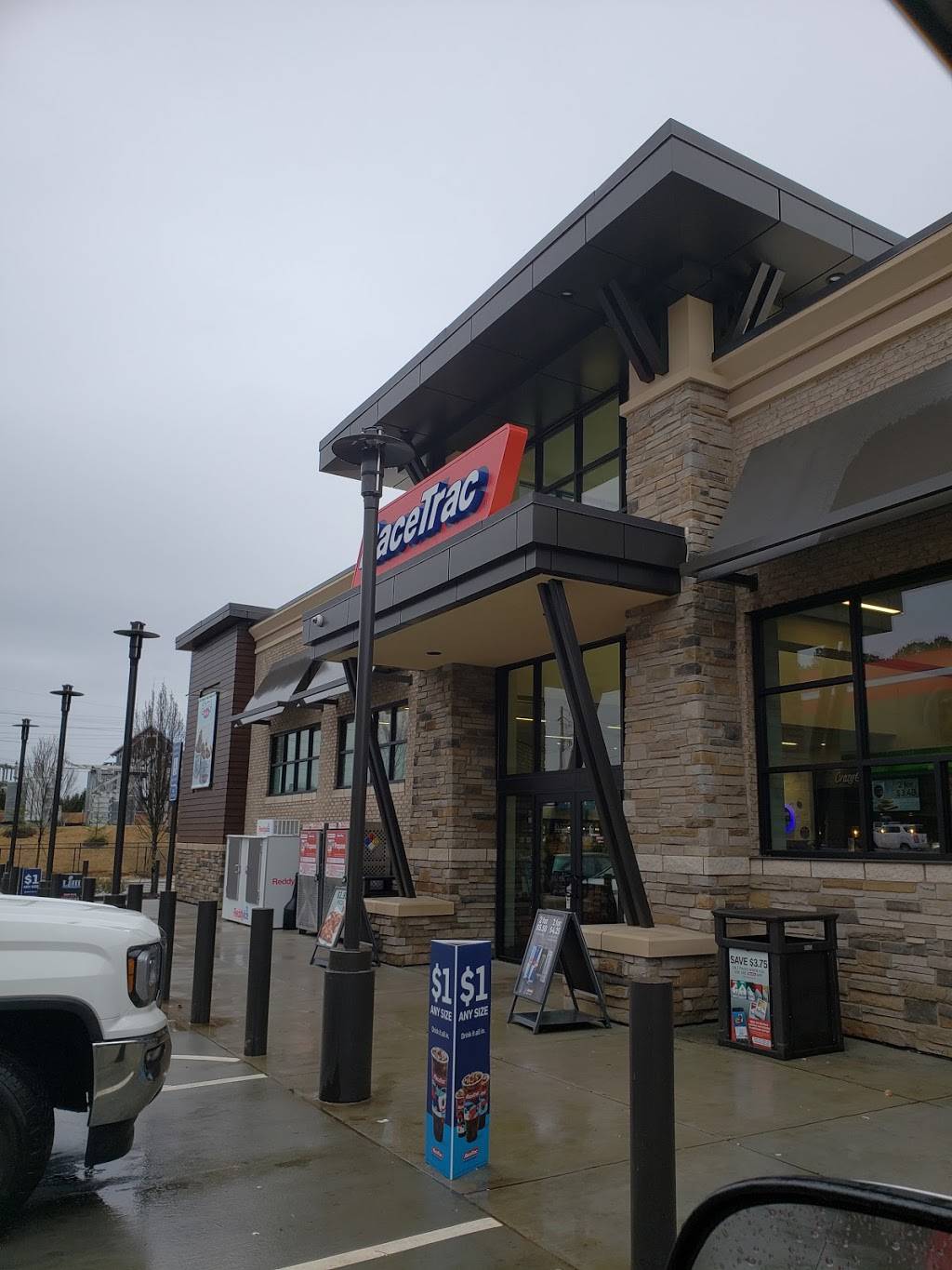 RaceTrac | bakery | 1800 Beaver Ruin Rd, Norcross, GA 30093, USA | 6789241138 OR +1 678-924-1138