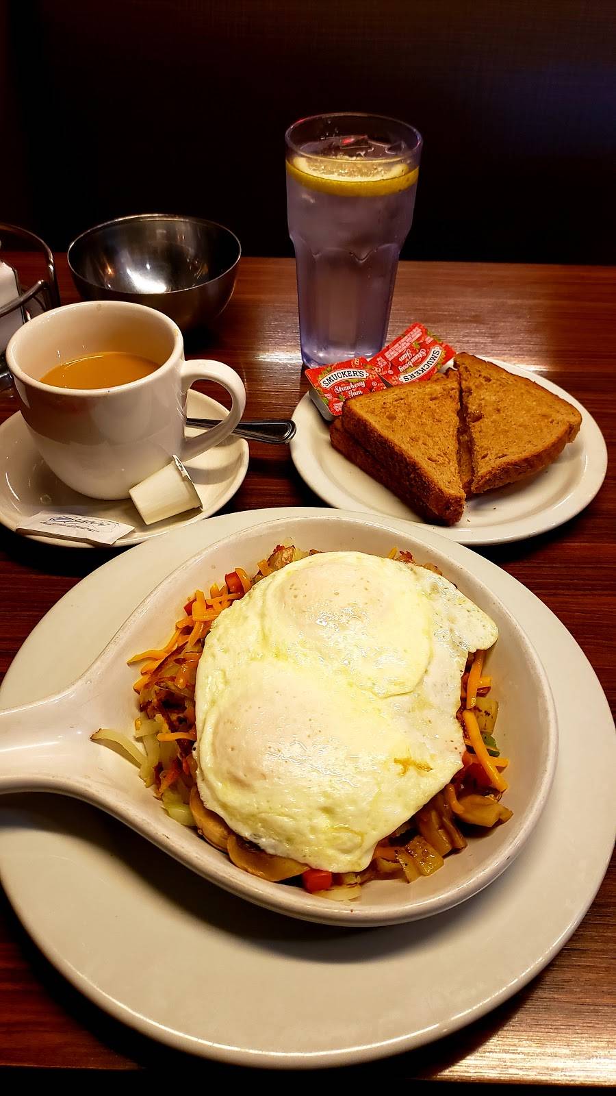 Athenian | restaurant | 43324 11 Mile Rd, Novi, MI 48375, USA | 2483059700 OR +1 248-305-9700