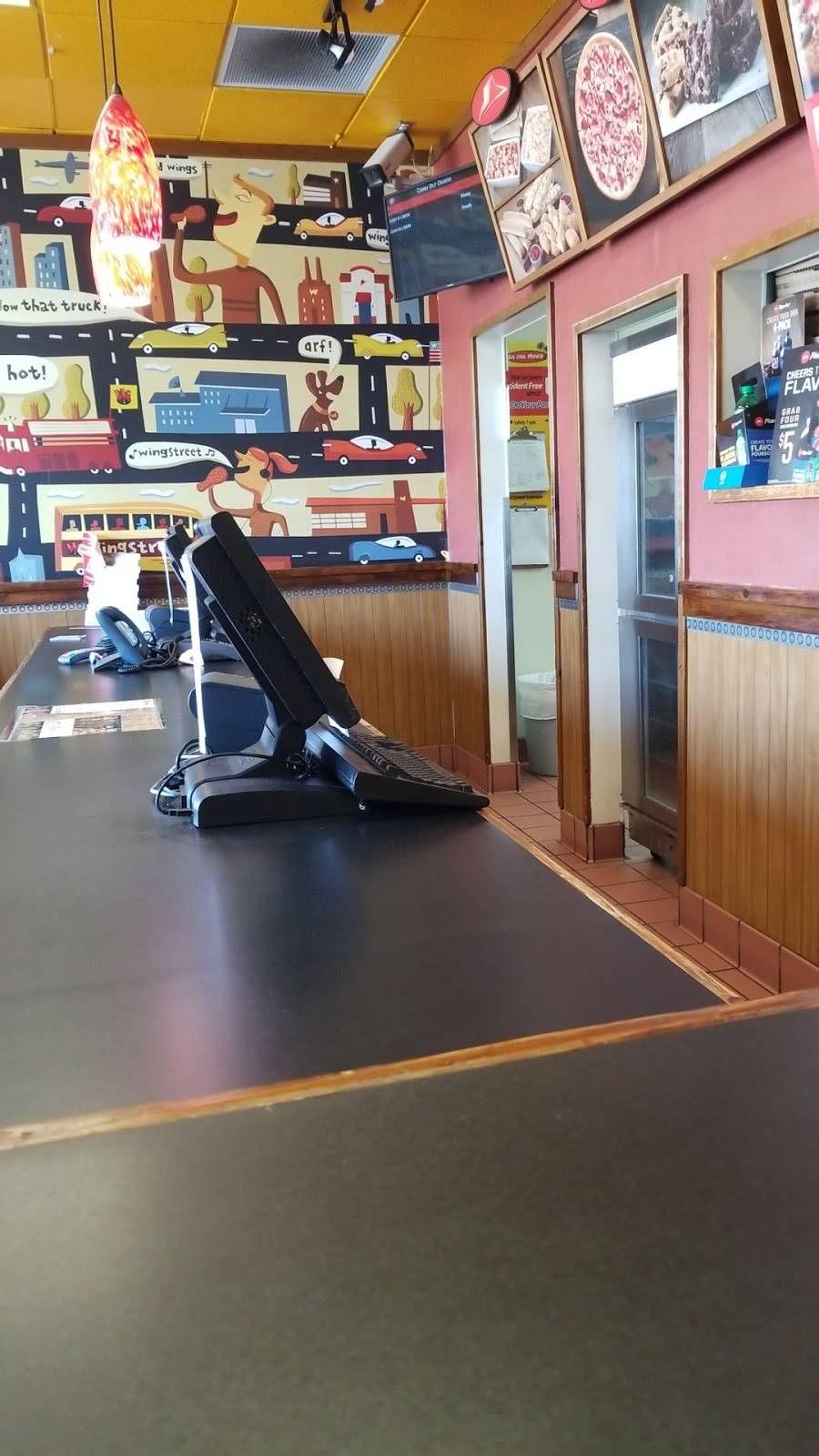 Pizza Hut | restaurant | 3176 Florence Ave, Huntington Park, CA 90255, USA | 3235872454 OR +1 323-587-2454