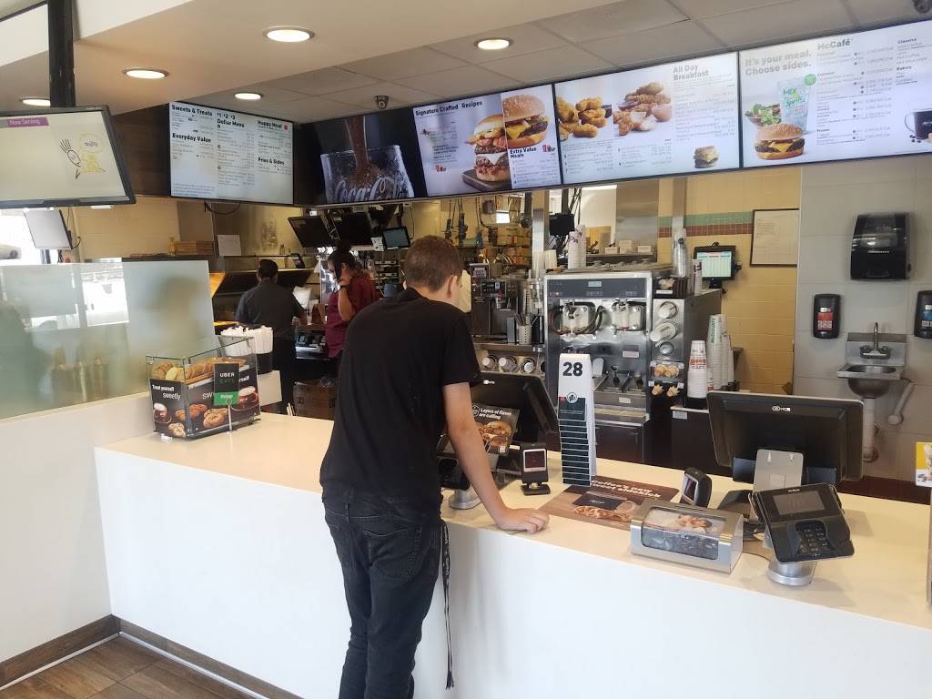 McDonalds | cafe | 1852 Manhattan Beach Blvd, Manhattan Beach, CA 90266, USA | 3103181588 OR +1 310-318-1588