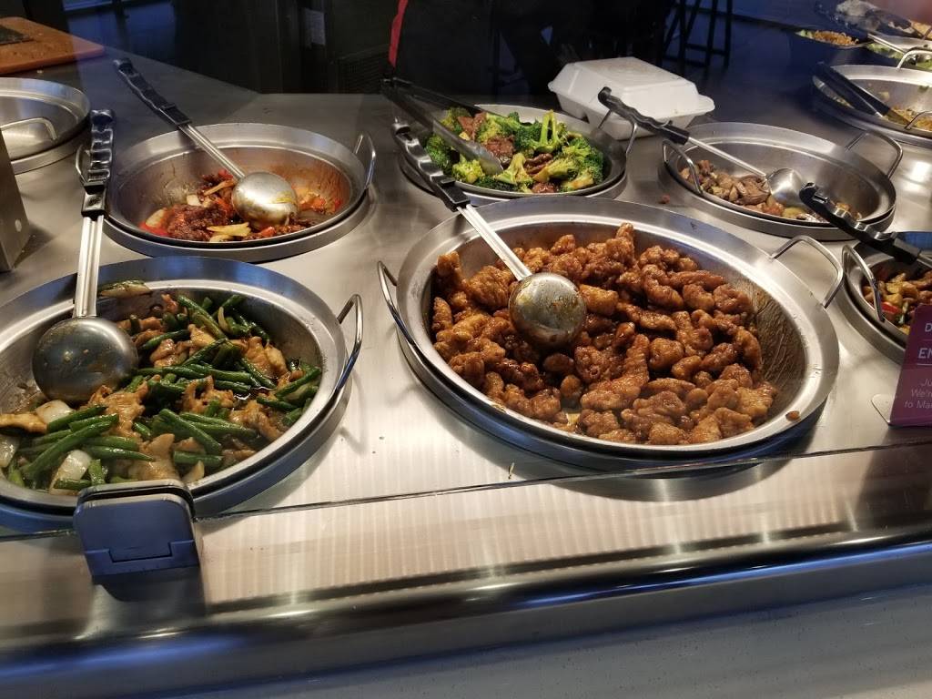 Panda Express | restaurant | 9007 Woodman Ave, Arleta, CA 91331, USA | 8182728812 OR +1 818-272-8812