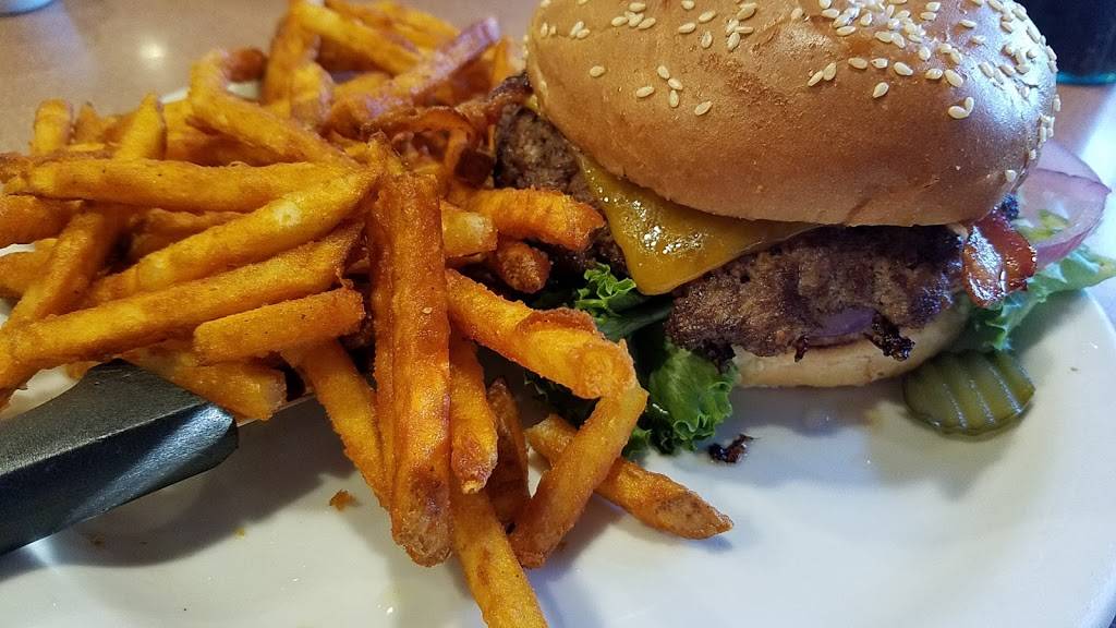 Dennys | restaurant | 26712 Portola Pkwy, Foothill Ranch, CA 92610, USA | 9498553000 OR +1 949-855-3000