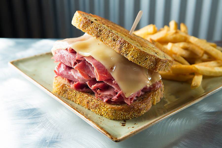 Septembers Taproom and Eatery - Rialto | restaurant | 1285 W Renaissance Pkwy, Rialto, CA 92376, USA | 9094435188 OR +1 909-443-5188