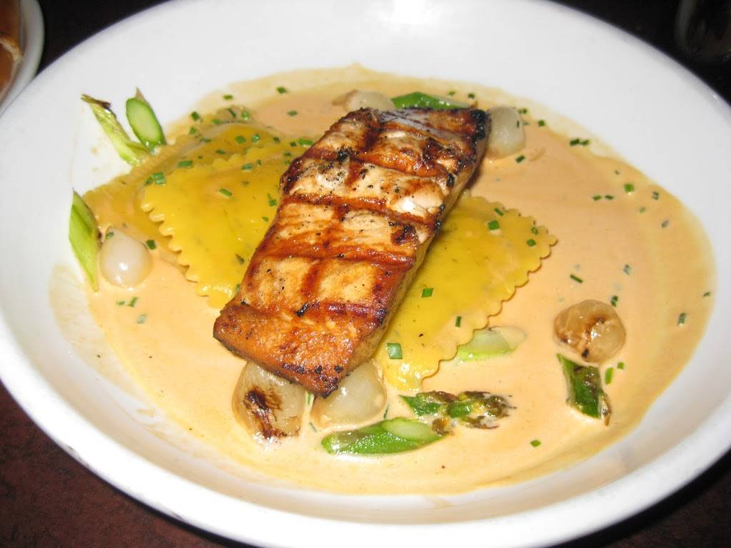 YaYas Euro Bistro | restaurant | 8115 E 21st St N, Wichita, KS 67206, USA | 3166341000 OR +1 316-634-1000