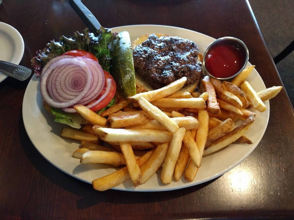 California Grill and Bar | restaurant | 40 Penny Ln, Watsonville, CA 95076, USA | 8317228052 OR +1 831-722-8052