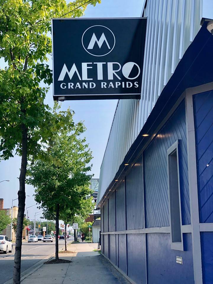 Metro Grand Rapids | night club | 1901 Division Ave S, Grand Rapids, MI 49507, USA | 6166475931 OR +1 616-647-5931