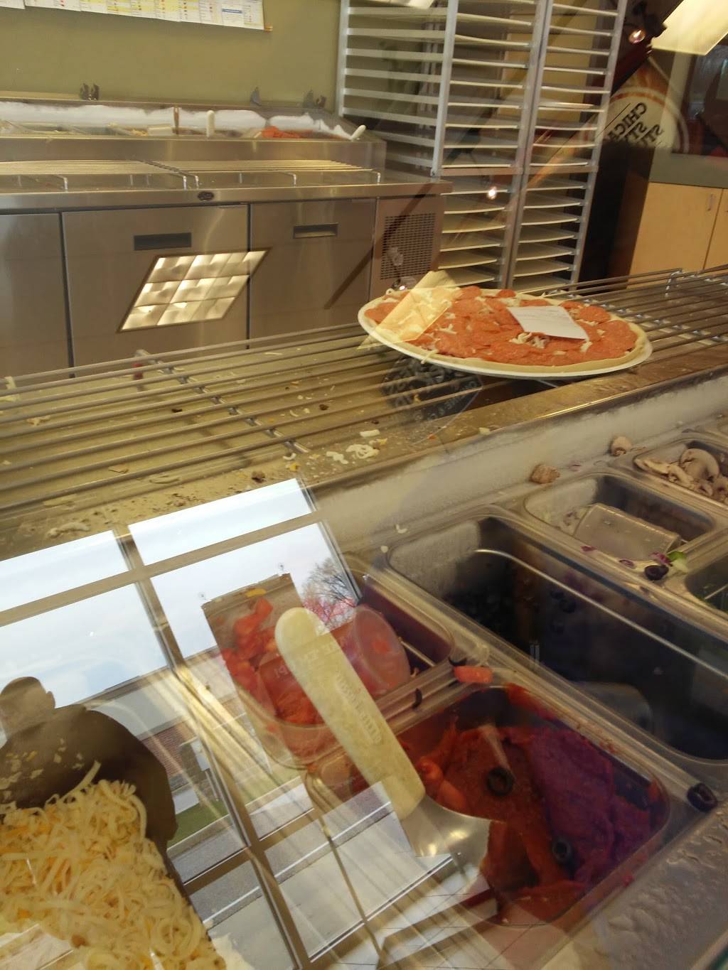 Papa Murphys Take N Bake Pizza | meal takeaway | 3636 South Chandler Drive, Muncie, IN 47302, USA | 7652844444 OR +1 765-284-4444