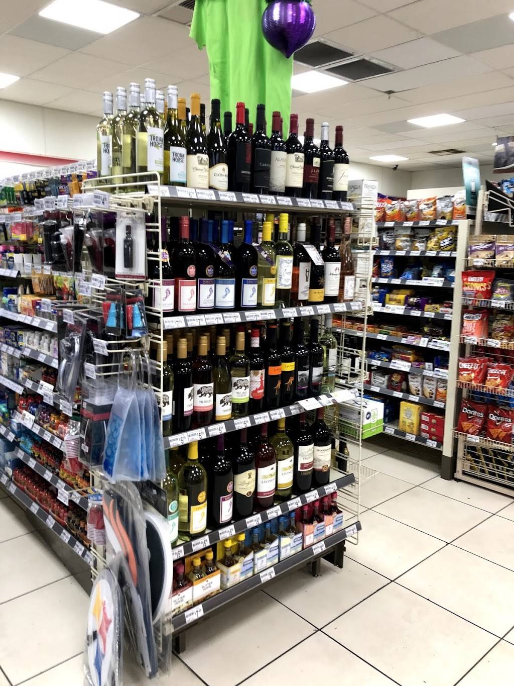 7-Eleven | bakery | 6758 Conroy Rd, Orlando, FL 32835, USA | 4072994935 OR +1 407-299-4935