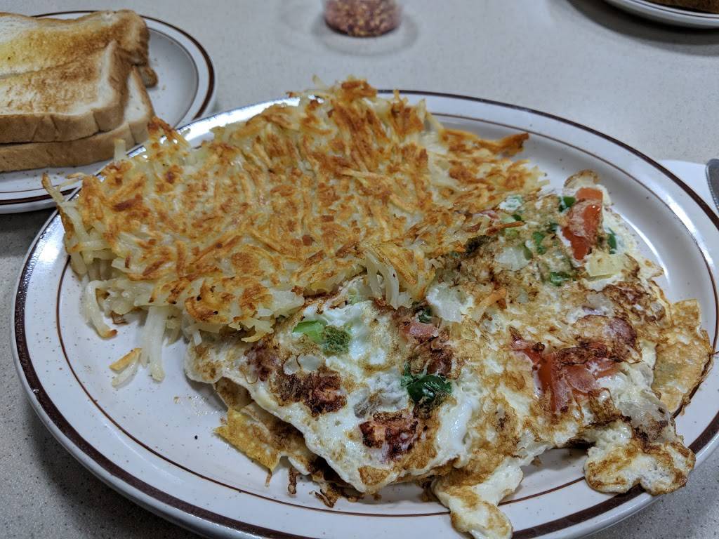 Leos Coney Island Birmingham | restaurant | 154 S Old Woodward Ave, Birmingham, MI 48009, USA | 2485939707 OR +1 248-593-9707