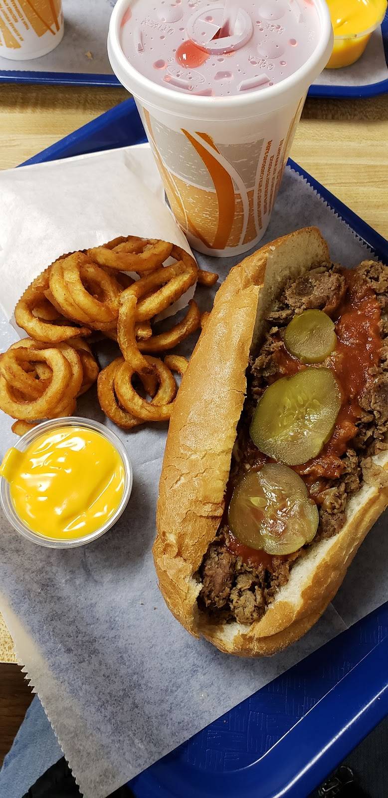 Carls Corner | restaurant | 2 W Elizabeth Ave, Bethlehem, PA 18018, USA | 6106911541 OR +1 610-691-1541