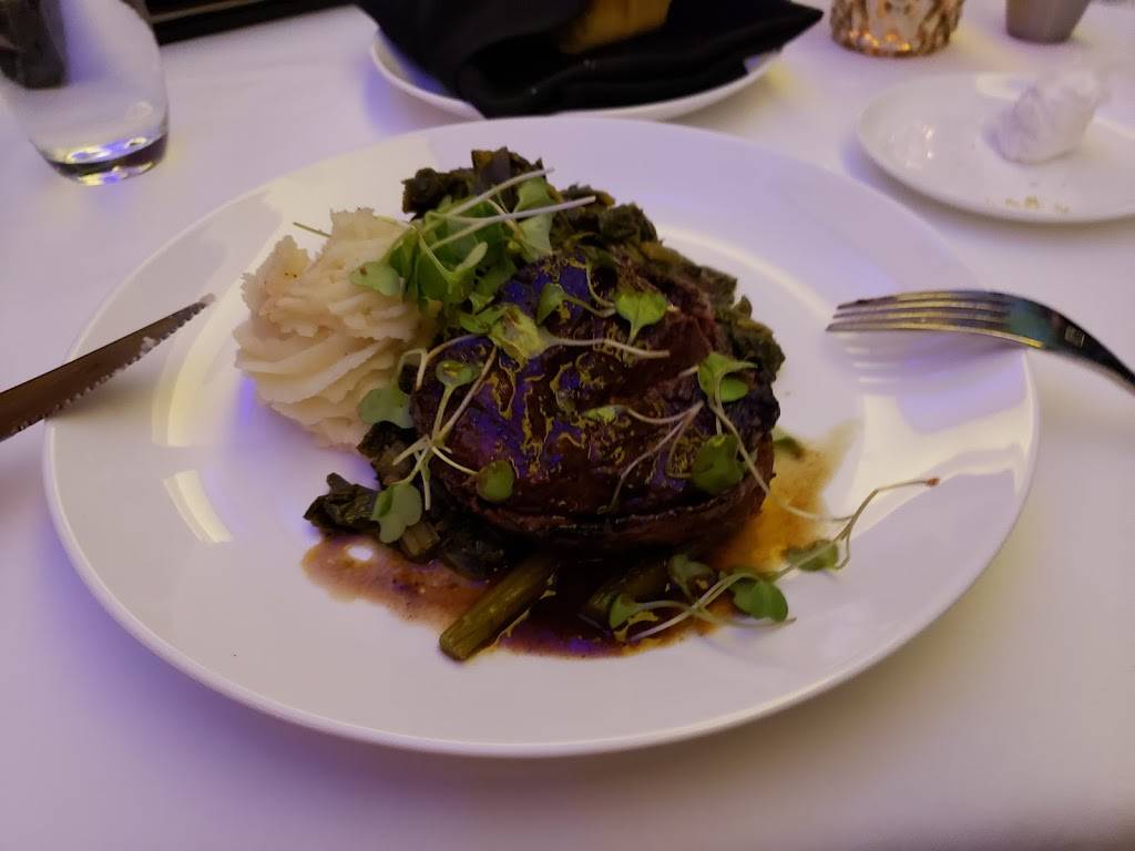 Three Sixty Grille | restaurant | 800 S Cox Creek Pkwy, Florence, AL 35630, USA | 2562463660 OR +1 256-246-3660