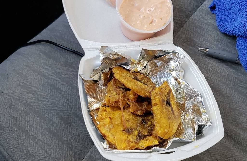 La Cayeyana Donis Bakery | bakery | 188 Lamberton St, New Haven, CT 06519, USA | 2037898030 OR +1 203-789-8030