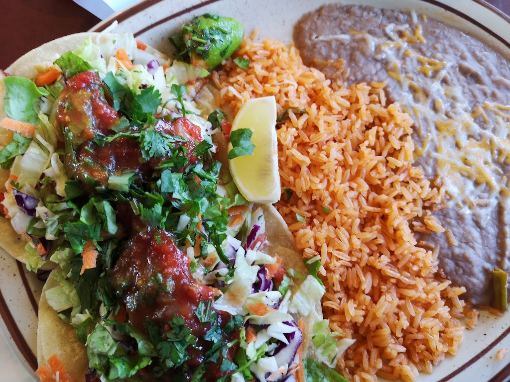 Lolitas Taqueria | restaurant | N., 10700 US-101, Smith River, CA 95567, USA | 7074870881 OR +1 707-487-0881