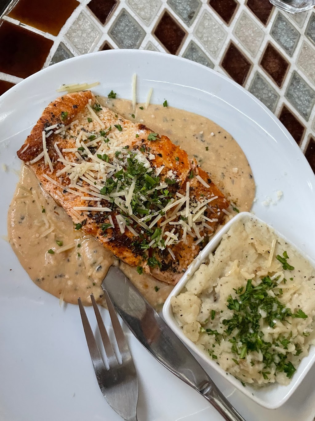 Micks 33s Lounge | restaurant | 101 W College Ave, Silver City, NM 88061, USA | 5755971933 OR +1 575-597-1933