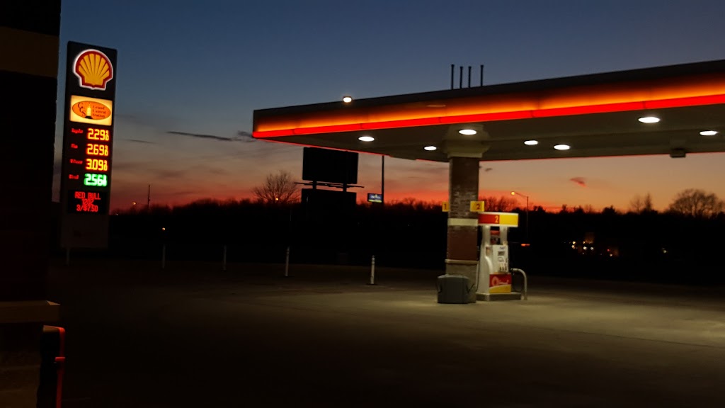 Shell | restaurant | 1511 Lawrence Dr, De Pere, WI 54115, USA | 9204254118 OR +1 920-425-4118