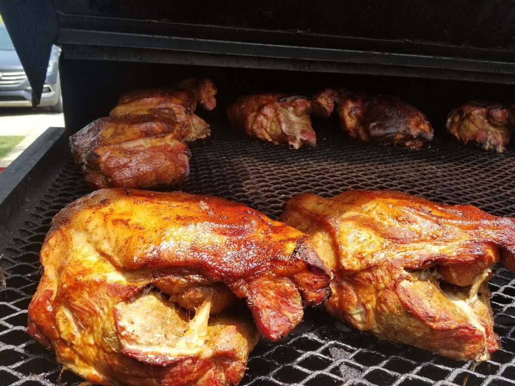 Tavern On the Green at Eagle Ridge | restaurant | 565 Competition Rd, Raleigh, NC 27603, USA | 9199778094 OR +1 919-977-8094