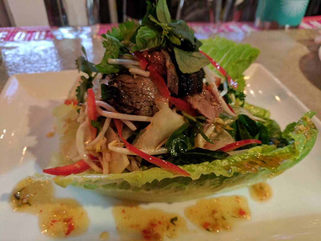 Mesa Urbana Mexican Fusion | restaurant | 3566 Milwaukee Ave, Northbrook, IL 60062, USA | 8473830700 OR +1 847-383-0700