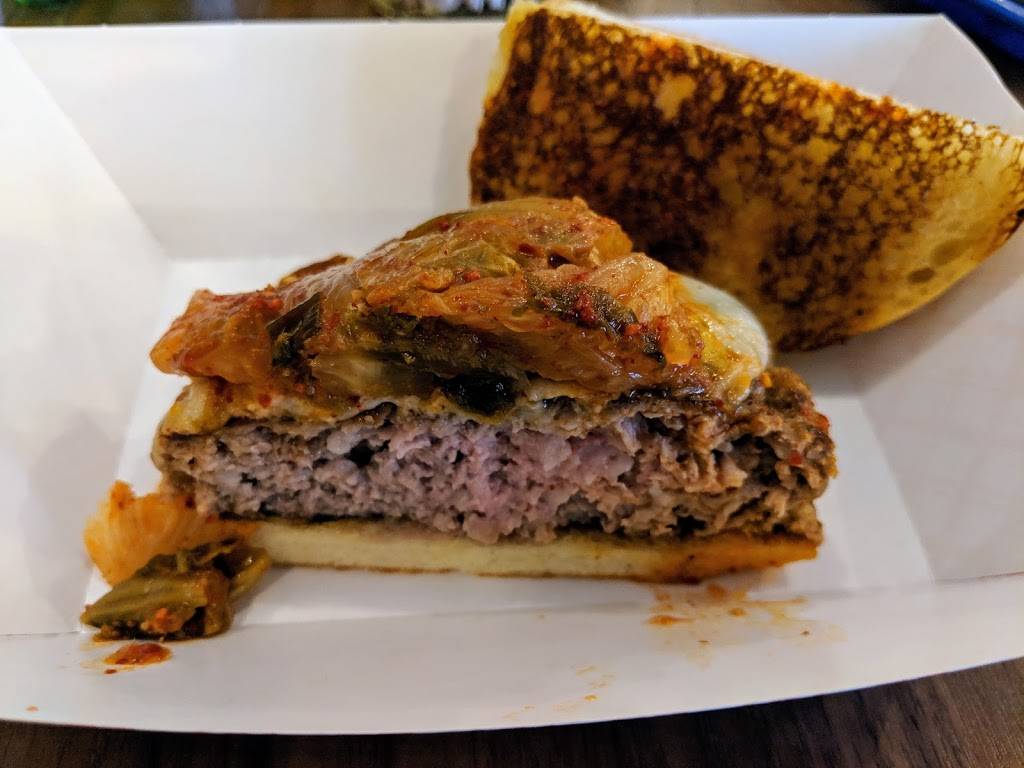 The Pickled Pig | restaurant | 645 E McMillan St, Cincinnati, OH 45206, USA | 5137487114 OR +1 513-748-7114