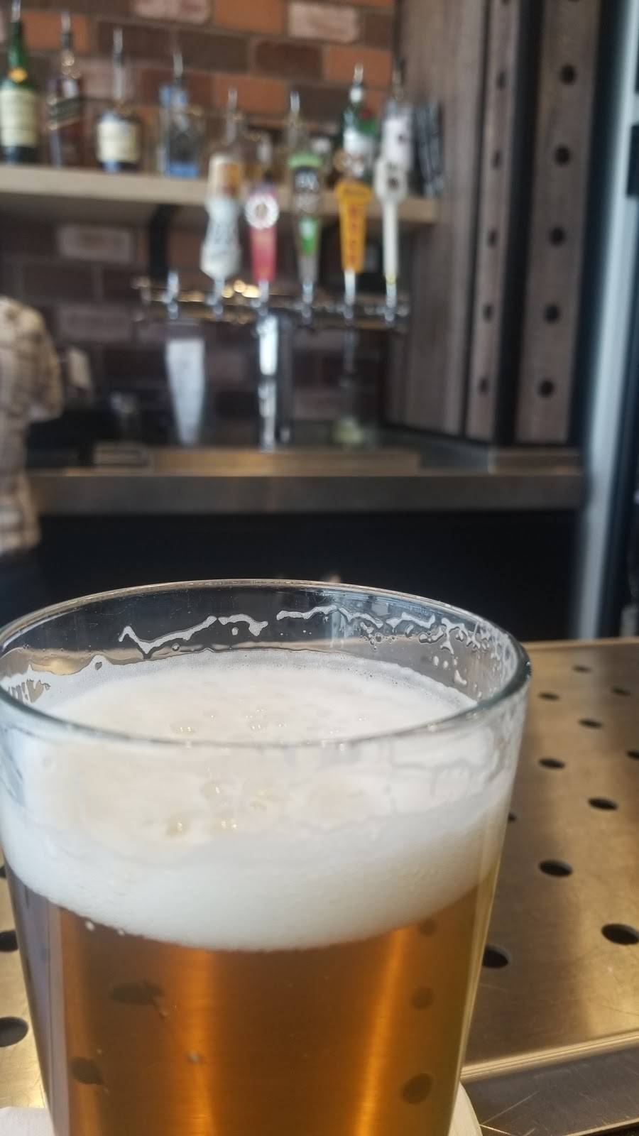 Cousins BBQ | restaurant | Terminal B, gate 47, DFW Airport, TX 75261, USA | 9729737755 OR +1 972-973-7755