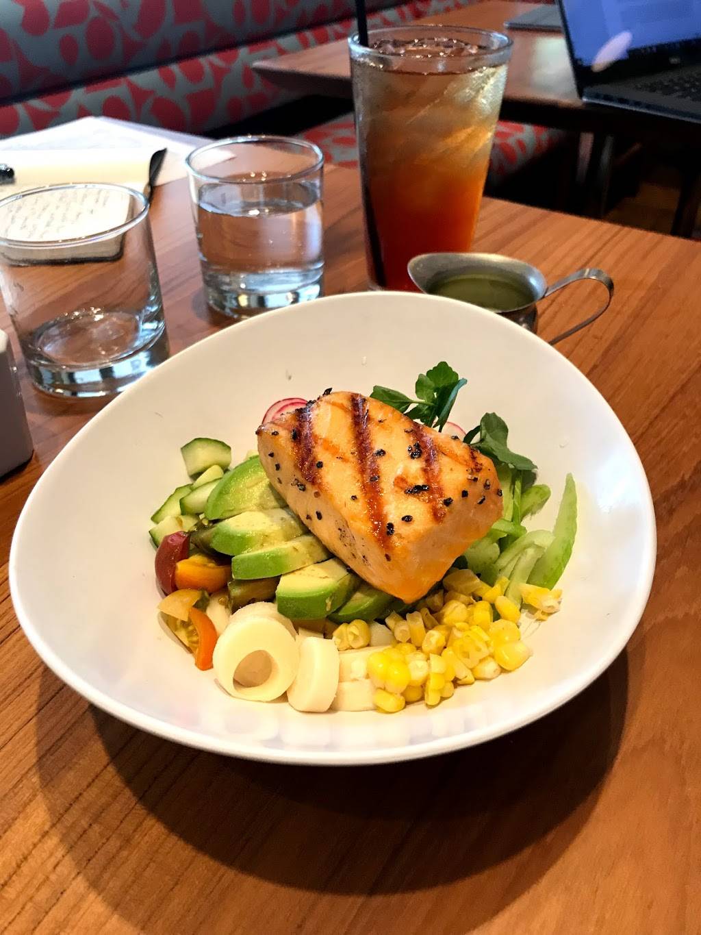 The Plymouth Grill | restaurant | 334 21st St, Miami Beach, FL 33139, USA | 3058000104 OR +1 305-800-0104