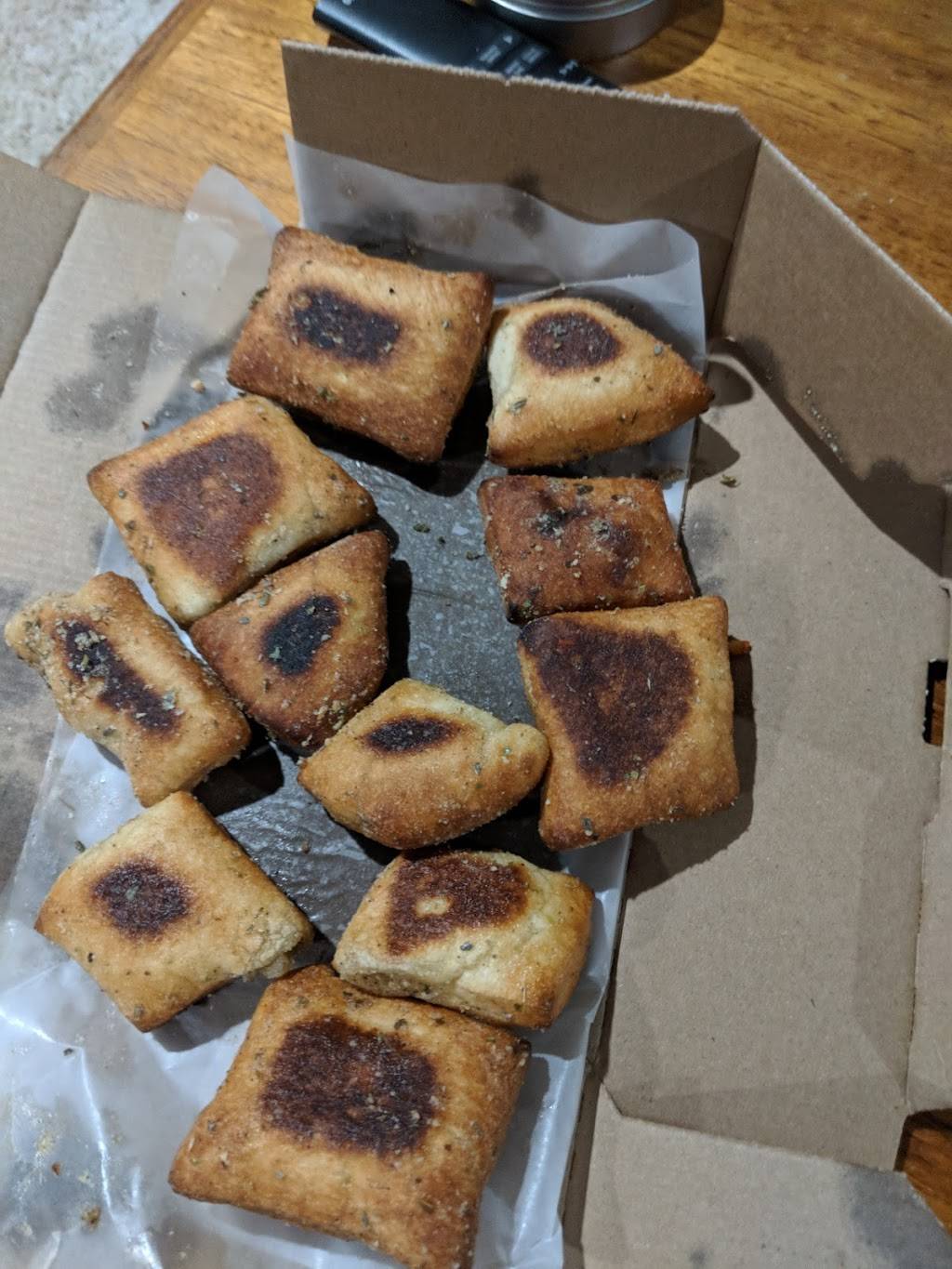 Ginos Pizza | restaurant | 601 Doon Village Rd, Kitchener, ON N2P 1T6, Canada | 5197484484 OR +1 519-748-4484