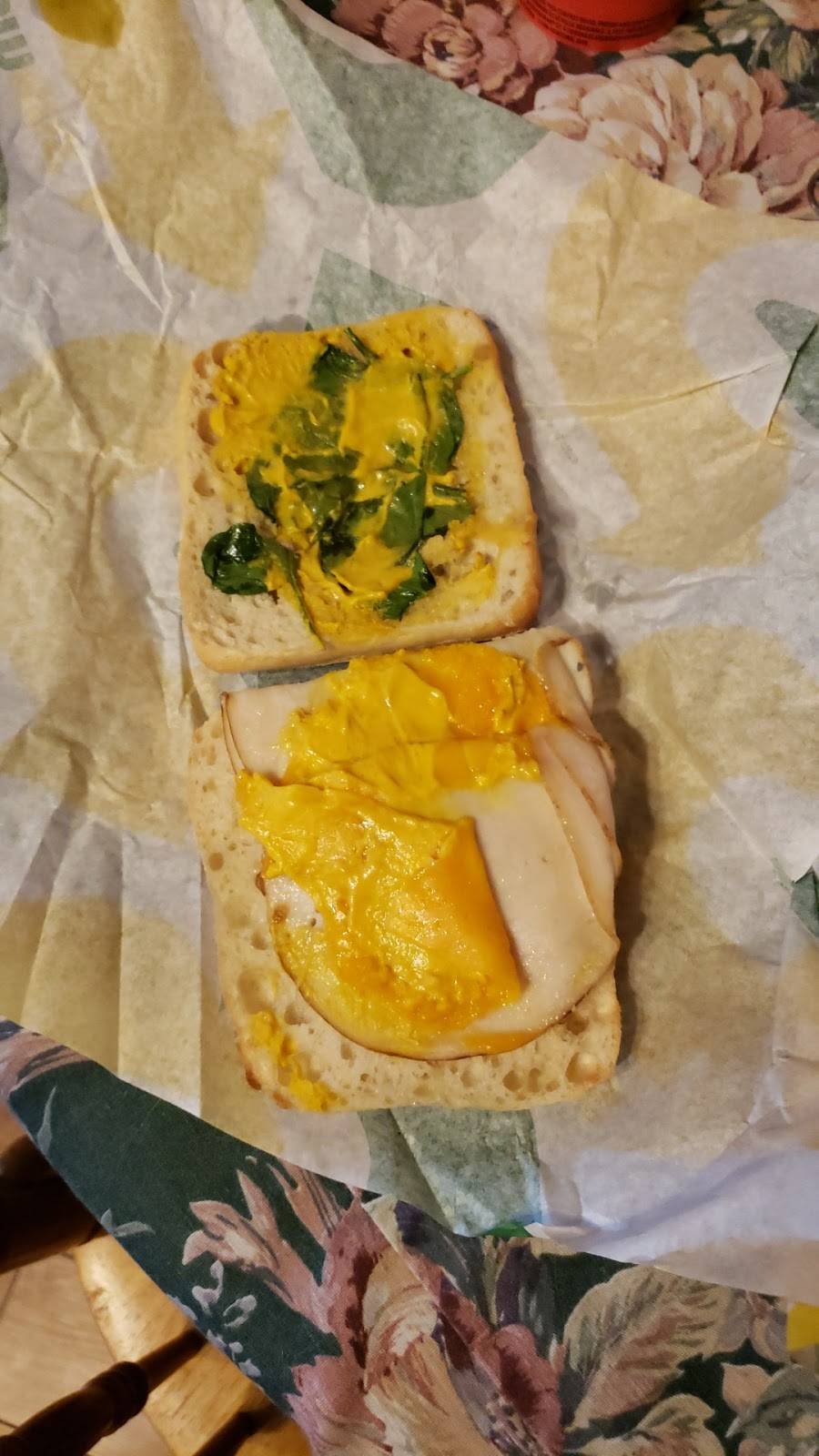 Subway | restaurant | 250 Dundas St S Unit 7B, Cambridge, ON N1R 8A8, Canada | 5196240330 OR +1 519-624-0330