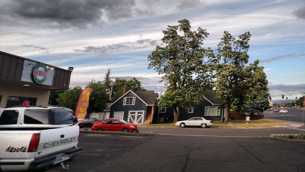 Marys BBQ Place | restaurant | 841 E Pine St, Central Point, OR 97502, USA | 5417277079 OR +1 541-727-7079
